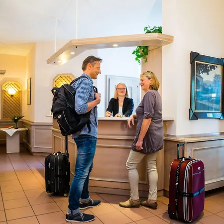 Hotel Kurhotel Bad Schlema 3*